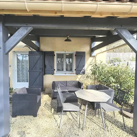 Apartment Cosy Avec Terrasse Et Piscine Dans Le Perigord Noir - Fr-1-616-473 *