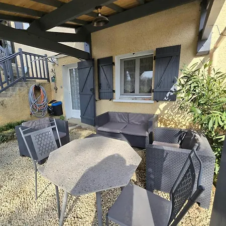 Cosy Avec Terrasse Et Piscine Dans Le Perigord Noir - Fr-1-616-473 Apartment Saint-Chamassy